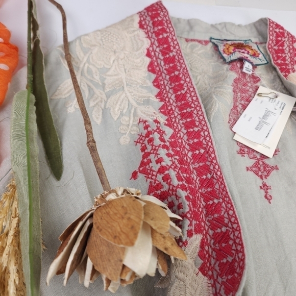 New Johnny Was Camille Draped Embroidered Grey Red Cardigan Sz L - Picture 12 of 16